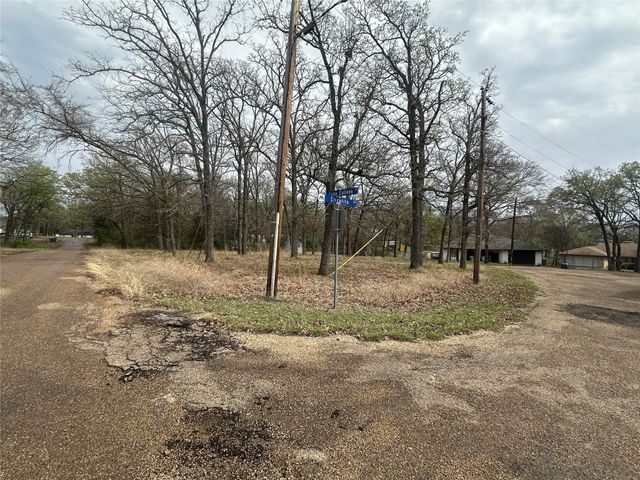 106 Calle Colleen, Mabank, TX 75156