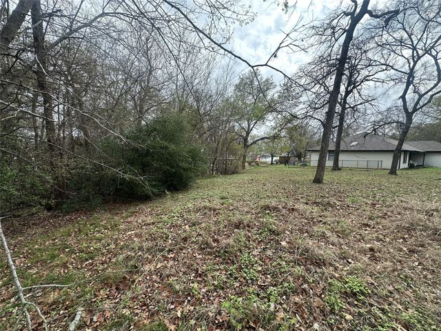 106 Calle Colleen, Mabank, TX 75156