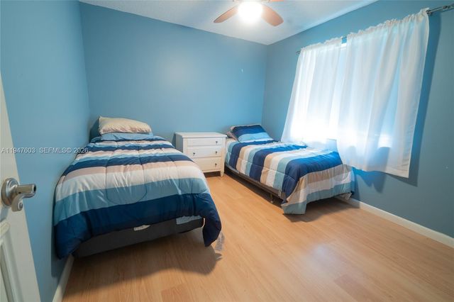 7674 NW 88th Ln, Tamarac, FL 33321