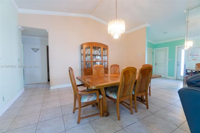 7674 NW 88th Ln, Tamarac, FL 33321