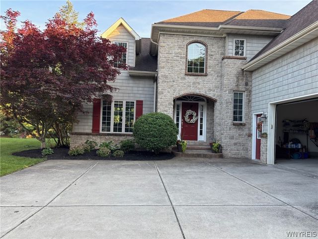 622 Paradise Road, Amherst, NY 14051