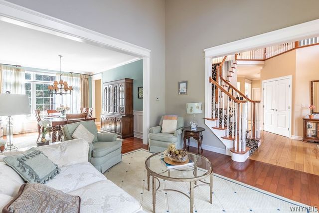 622 Paradise Road, Amherst, NY 14051