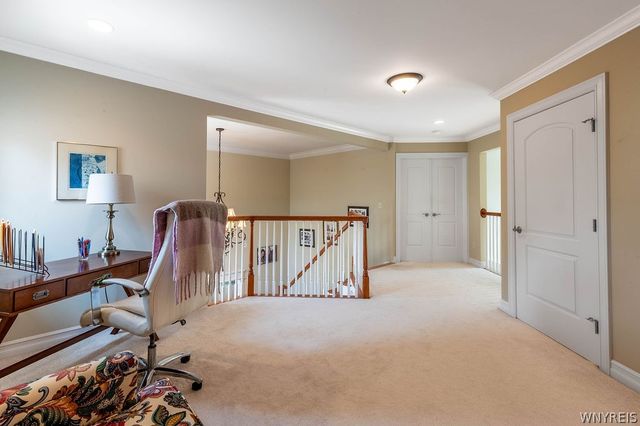 622 Paradise Road, Amherst, NY 14051