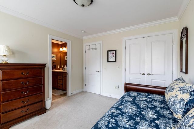 622 Paradise Road, Amherst, NY 14051