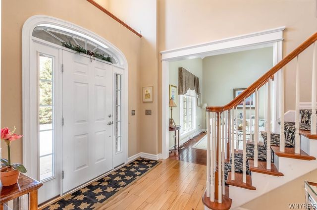 622 Paradise Road, Amherst, NY 14051