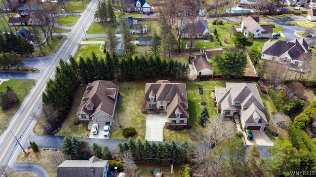 622 Paradise Road, Amherst, NY 14051