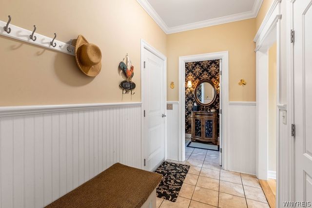 622 Paradise Road, Amherst, NY 14051