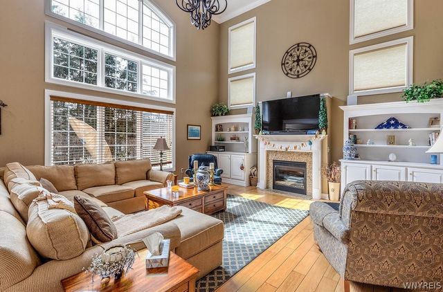 622 Paradise Road, Amherst, NY 14051