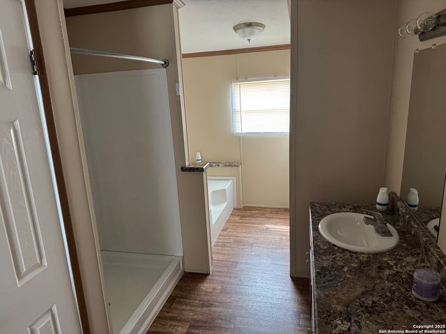 207 Persimmon, Pleasanton, TX 78064