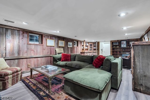 1039 Rahway Rd, Plainfield City, NJ 07060