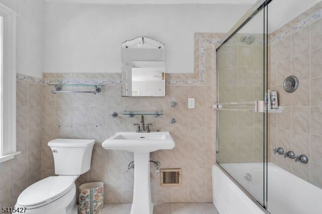 1039 Rahway Rd, Plainfield City, NJ 07060