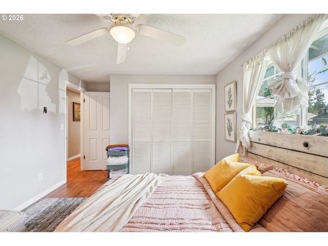 15404 Ne 41ST St, Vancouver, WA 98682