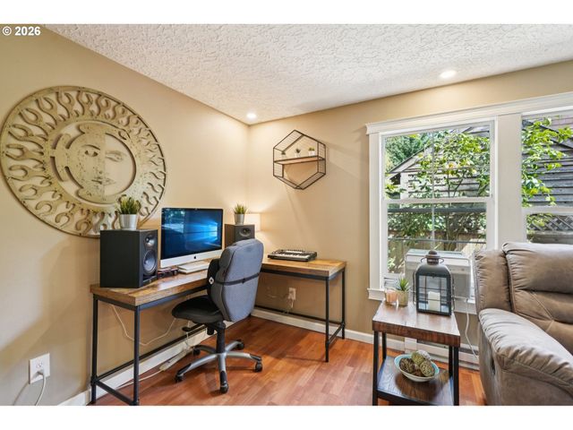 15404 Ne 41ST St, Vancouver, WA 98682