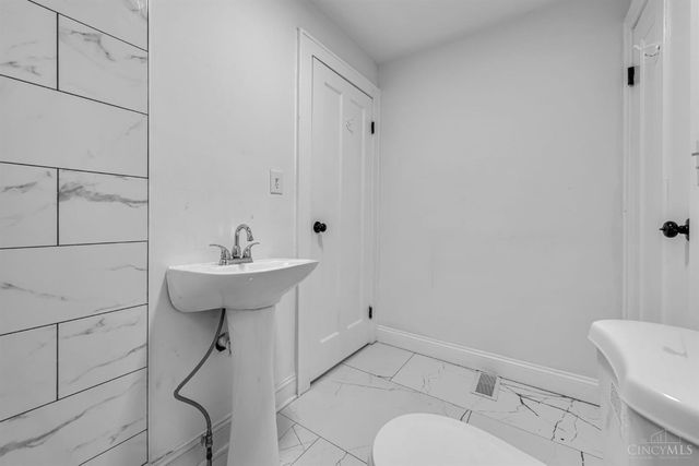 8318 Marley Street, Springfield Twp., OH 45216