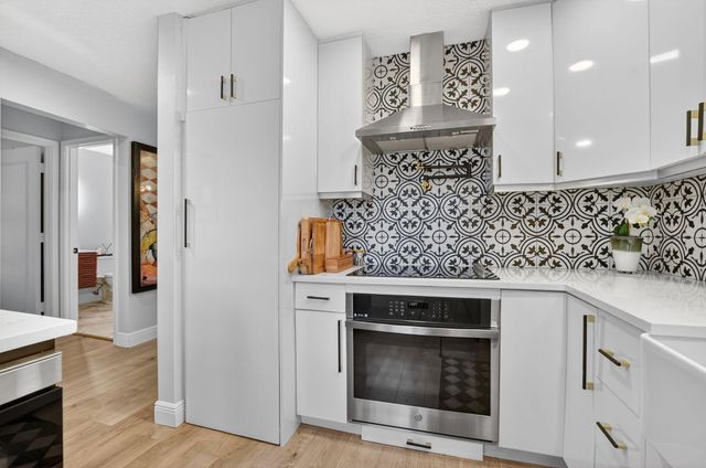 21650 Juego Circle 24j, Boca Raton, FL 33433