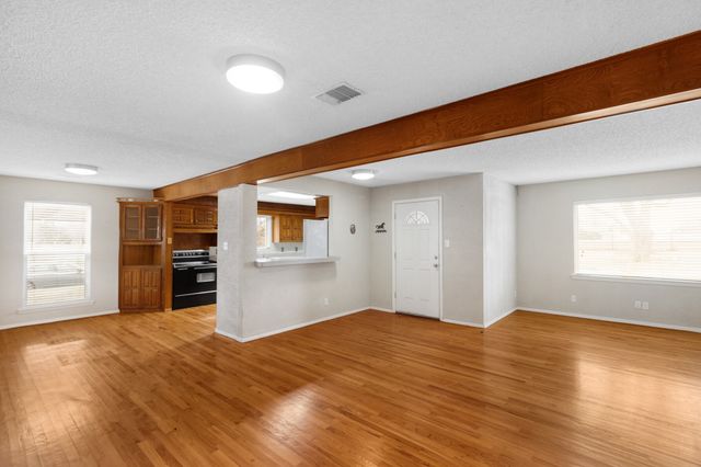 1957 S Westmoreland, Glenn Heights, TX 75154