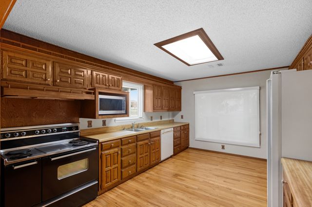 1957 S Westmoreland, Glenn Heights, TX 75154