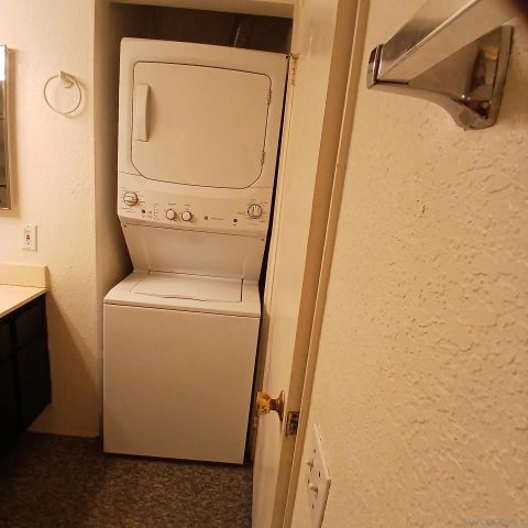 3140 Midway 301, San Diego, CA 92110