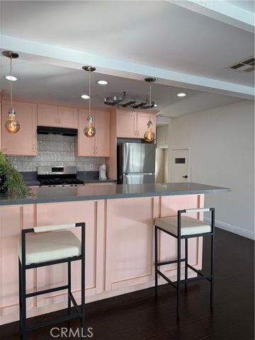 6431 Roble, Los Angeles, CA 90042