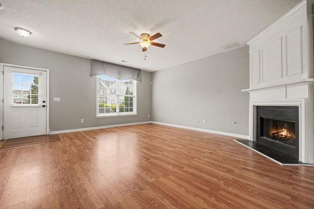 1732 Stanwood Drive NW, Kennesaw, GA 30152