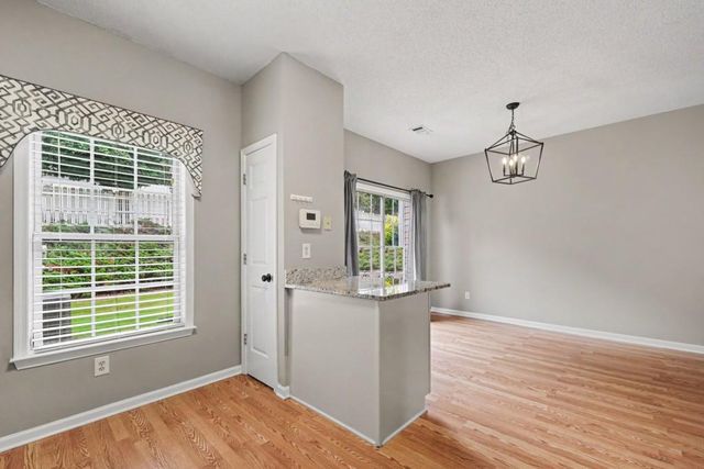 1732 Stanwood Drive NW, Kennesaw, GA 30152