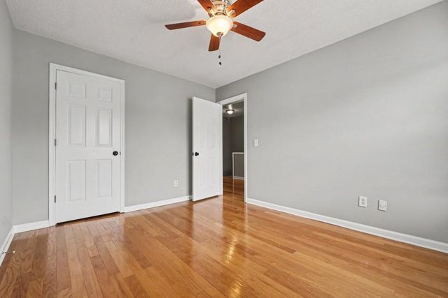1732 Stanwood Drive NW, Kennesaw, GA 30152