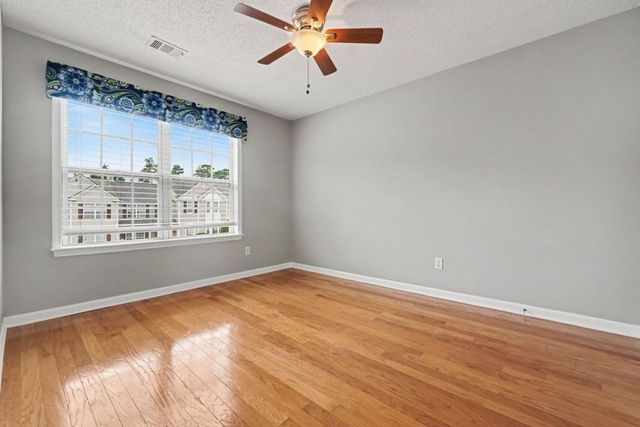 1732 Stanwood Drive NW, Kennesaw, GA 30152