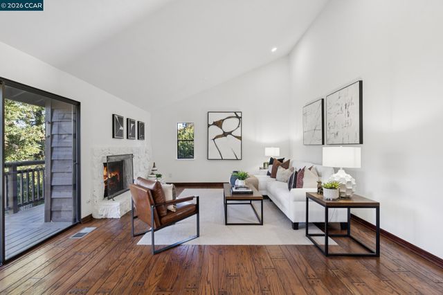 70 Exeter Ln, Pleasant Hill, CA 94523