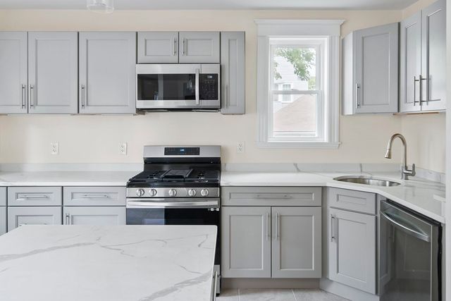 57 Yale St. 57, Medford, MA 02155