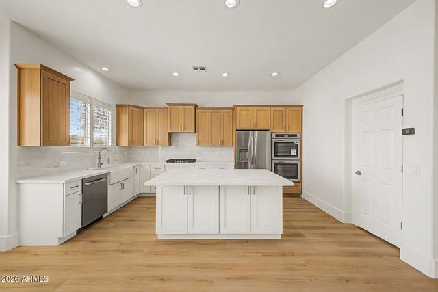 2009 W GLORIA Lane, Phoenix, AZ 85085