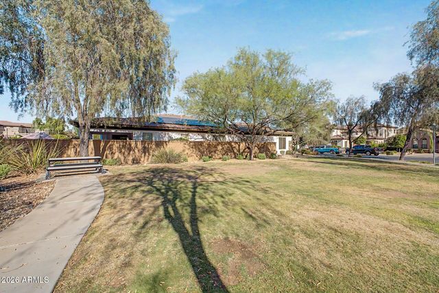 2009 W GLORIA Lane, Phoenix, AZ 85085