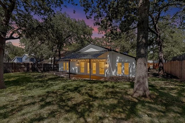 315 S Lake Vista, Highland Village, TX 75077