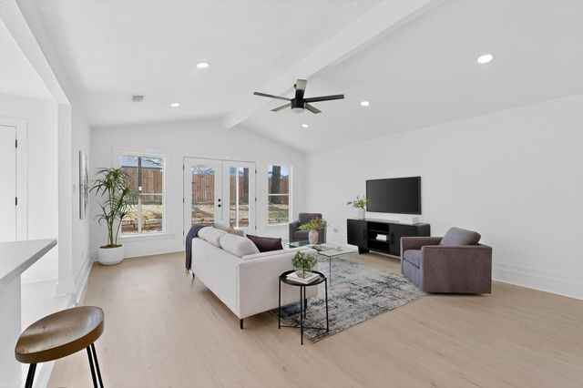 315 S Lake Vista, Highland Village, TX 75077