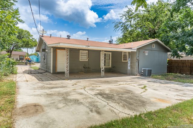 178 Howle, San Antonio, TX 78223