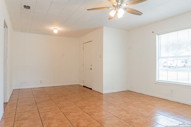 178 Howle, San Antonio, TX 78223
