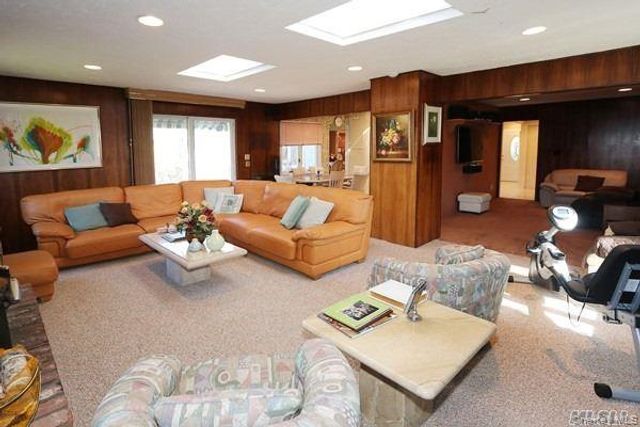 46 Marian Lane, Jericho, NY 11753