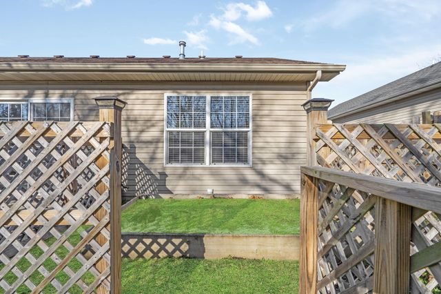 5104 SANDSTONE DR, Columbia, MO 65202