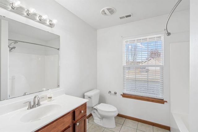 5104 SANDSTONE DR, Columbia, MO 65202