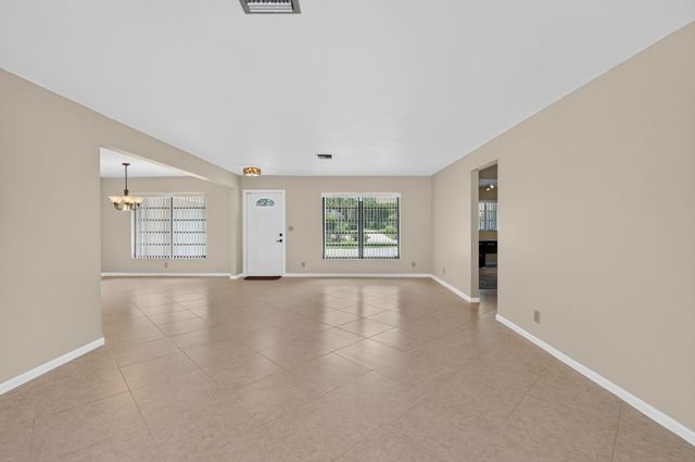 4441 SAINT ANDREWS Drive, Boynton Beach, FL 33436