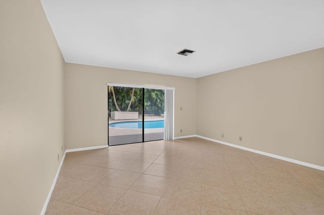 4441 SAINT ANDREWS Drive, Boynton Beach, FL 33436