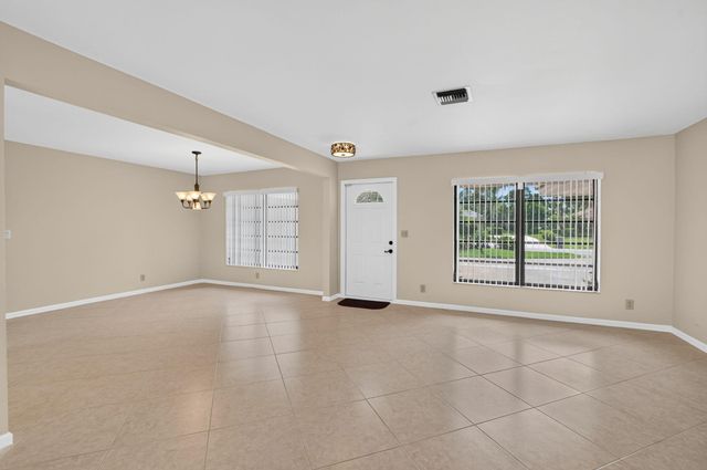 4441 SAINT ANDREWS Drive, Boynton Beach, FL 33436