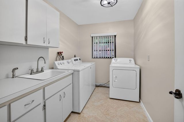 4441 SAINT ANDREWS Drive, Boynton Beach, FL 33436