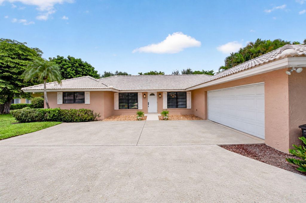 4441 SAINT ANDREWS Drive, Boynton Beach, FL 33436