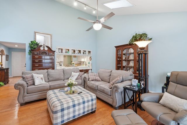 601 Woodlawn Dr Apt 20, Fairfield Bay, AR 72088