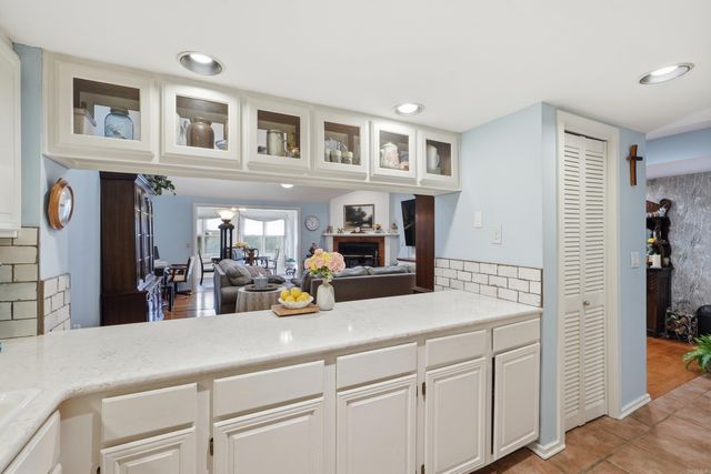 601 Woodlawn Dr Apt 20, Fairfield Bay, AR 72088