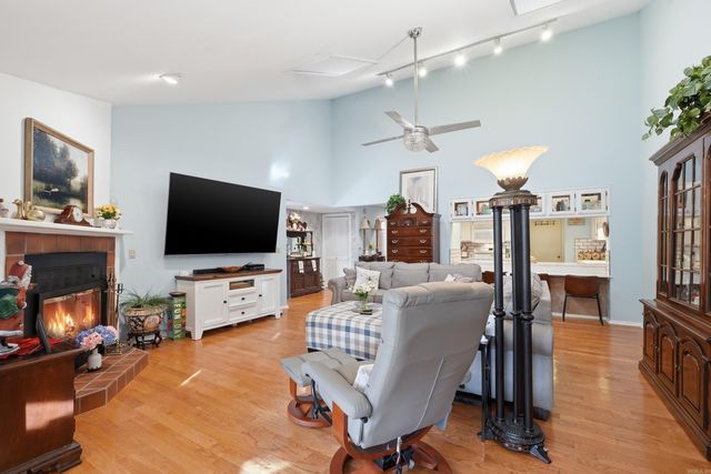 601 Woodlawn Dr Apt 20, Fairfield Bay, AR 72088