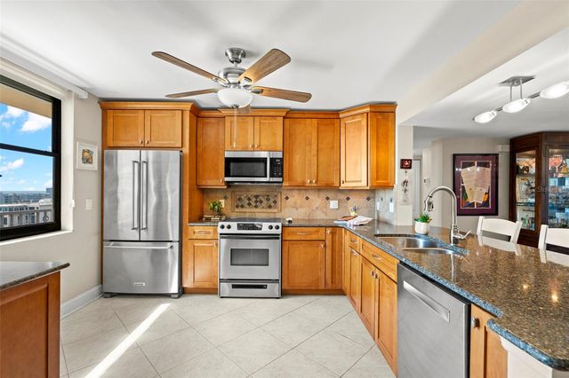 7300 SUN ISLAND DRIVE S 1103, St Petersburg, FL 33707