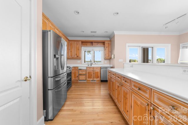 21217 Island Forest Drive, Cornelius, NC 28031