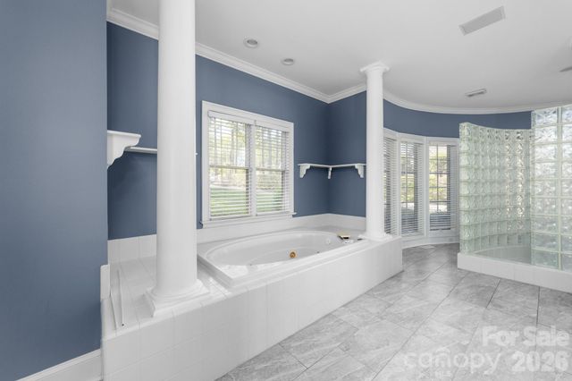 21217 Island Forest Drive, Cornelius, NC 28031