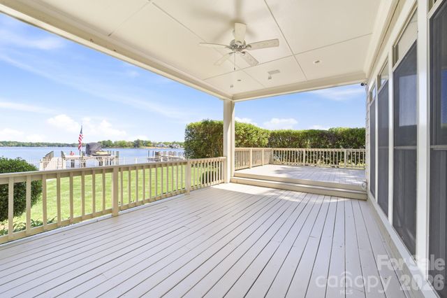 21217 Island Forest Drive, Cornelius, NC 28031
